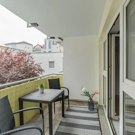 Διαμέρισμα Spreewald-apartment, 75qm, 2 Schlafzimmer, Tiefgarage, Balkon, Netflix, Waschtrockner Κότμπους