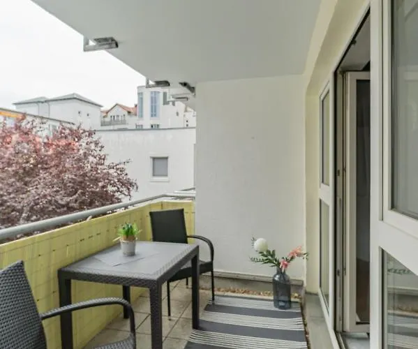 Lejlighed Spreewald-apartment, 75qm, 2 Schlafzimmer, Tiefgarage, Balkon, Netflix, Waschtrockner Cottbus