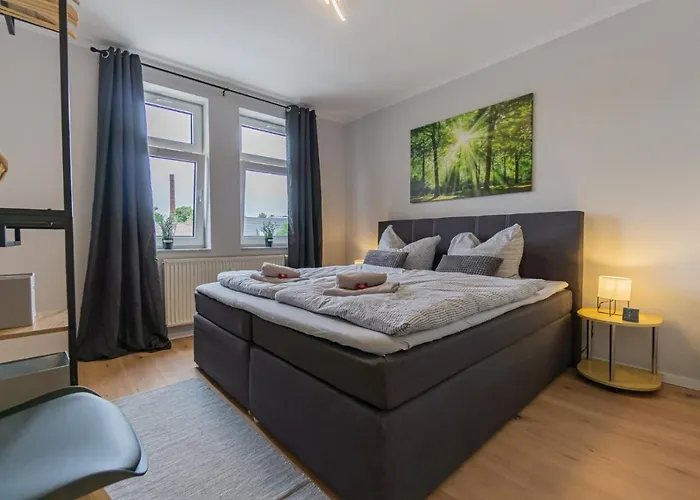 Spreewald-apartment, 75qm, 2 Schlafzimmer, Tiefgarage, Balkon, Netflix, Waschtrockner